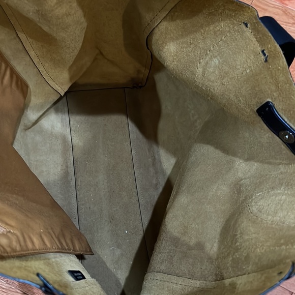 Limited Edition Rare Coach Hudson Yards Tote Bag EUC - Picture 4 of 8